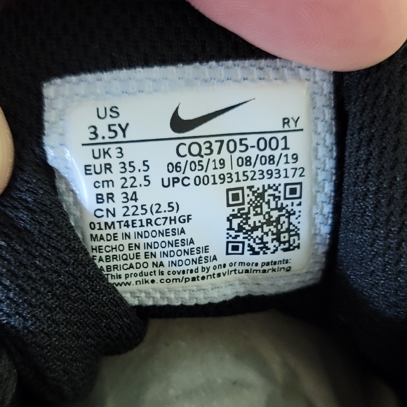 NIB Nike Team Hustle D8 JDI Basketball Print 3.5Y - Picture 2 of 7